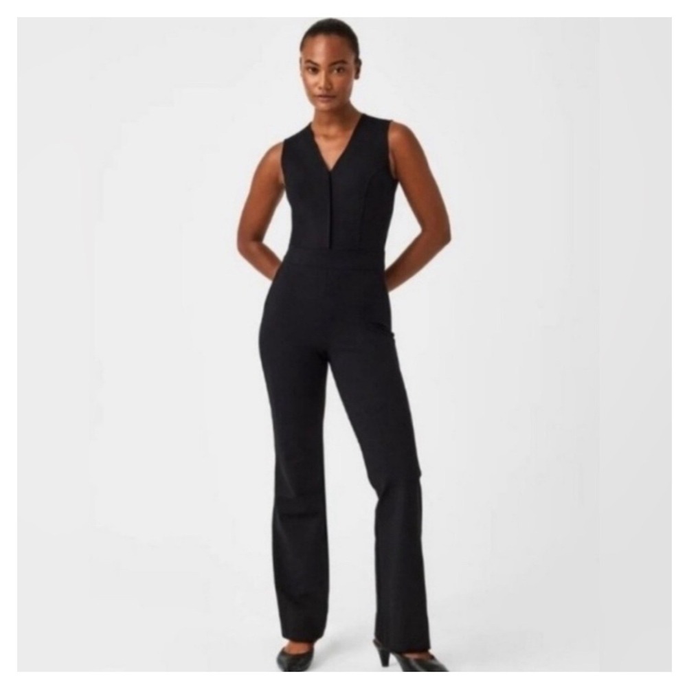 NEW Spanx Womens Perfect Sleeveless Flare Jumpsuit L Classic Minimalist Black‎